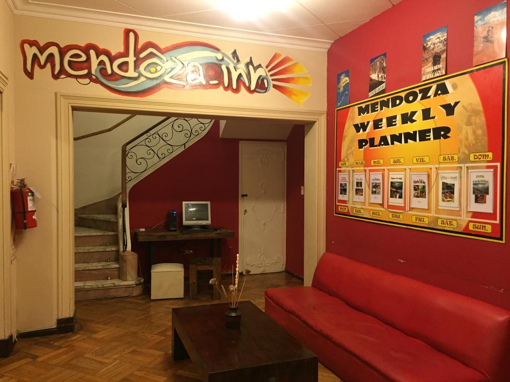 Hostel Mendoza Inn Экстерьер фото